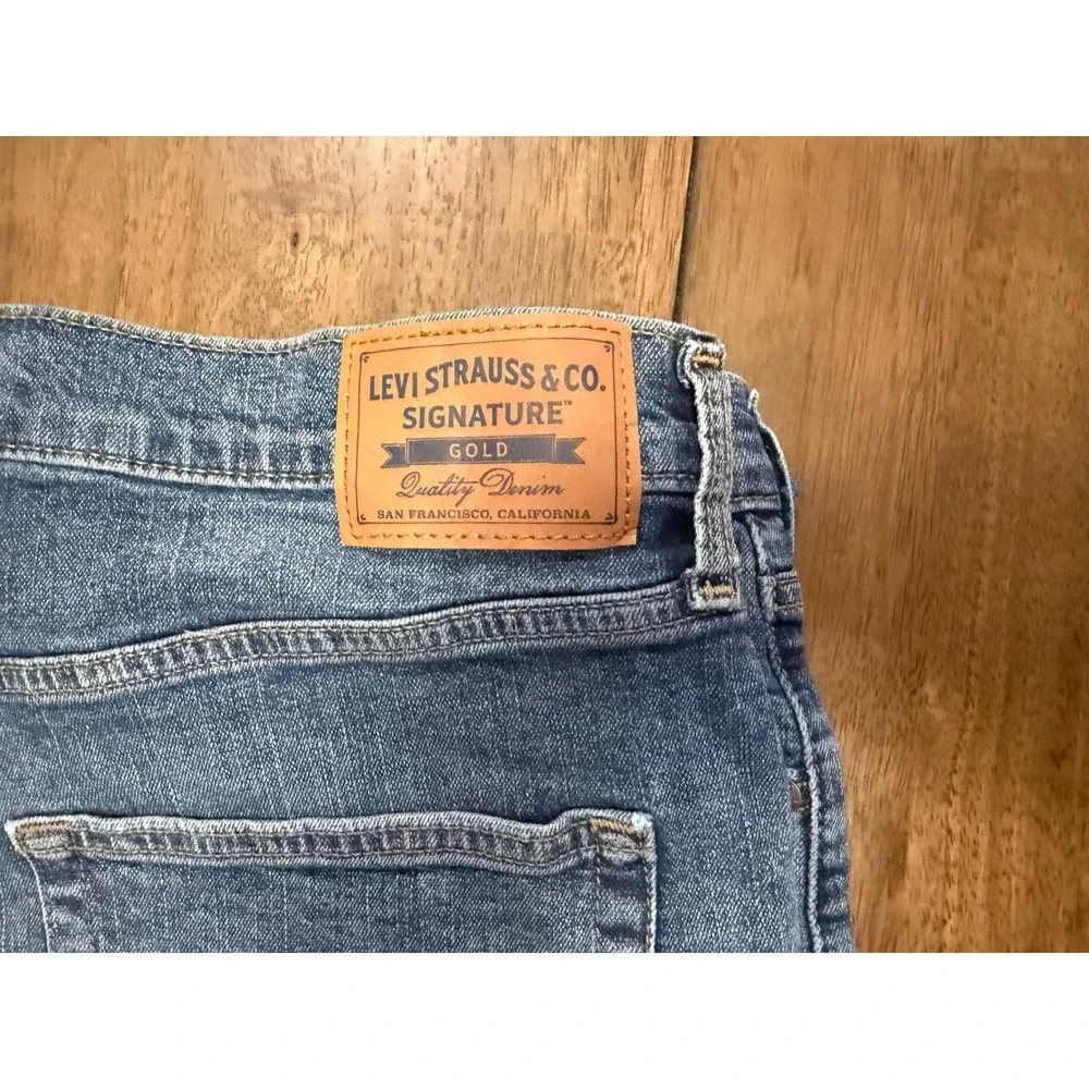 Signature by Levi Strauss & Co. Gold Label signature by
